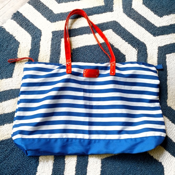 πΊπΈ ORIFLAME 2-in-1 BLUE WHITE RED STRIPE OVERSIZED BEACH BAG + COSMETIC β¦ - Picture 3 of 16